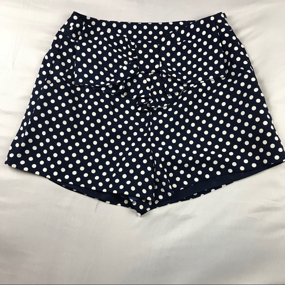 Lauren Conrad Minnie Mouse Bow Front Shorts Med